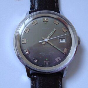 VINTAGE AUTOMATIC TIMEX,RUN GREAT